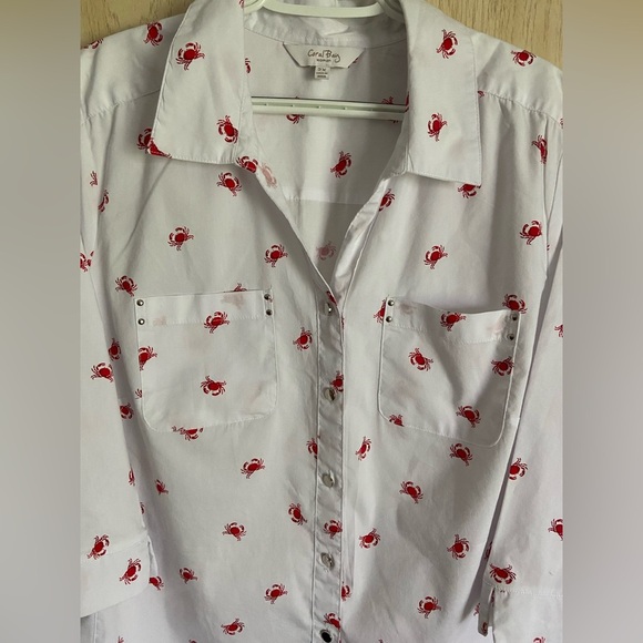 Coral Bay Plus 2X White Button Down with Red Crabs - Picture 2 of 9